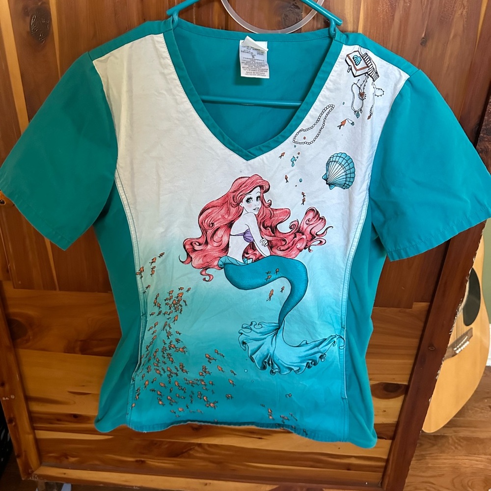 Cherokee flex wear Little Mermaid scrub top